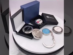 Κρεμάστρα τσάντας